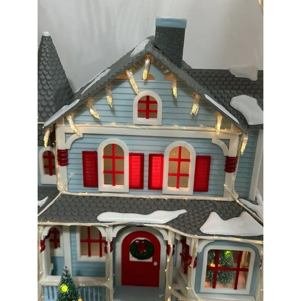 Avon Holiday Splendor‎ Lighted Fiber Optic House Christmas Village 2002